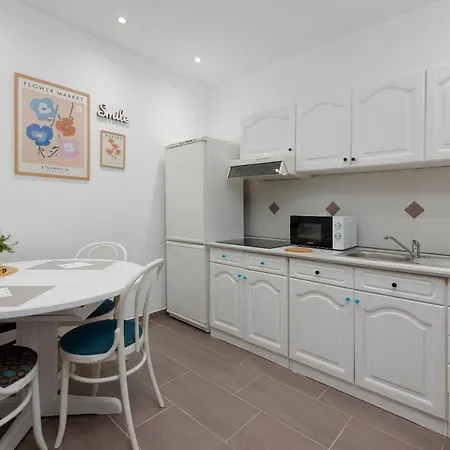 Studio Apartment Lu Rupa Exterior photo