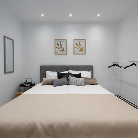 Studio Apartment Lu Rupa Exterior photo