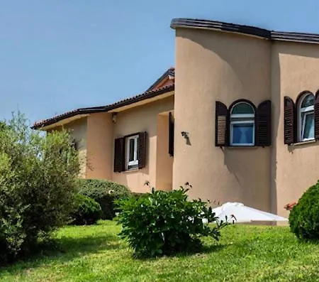 Studio Apartment Lu Rupa Exterior photo